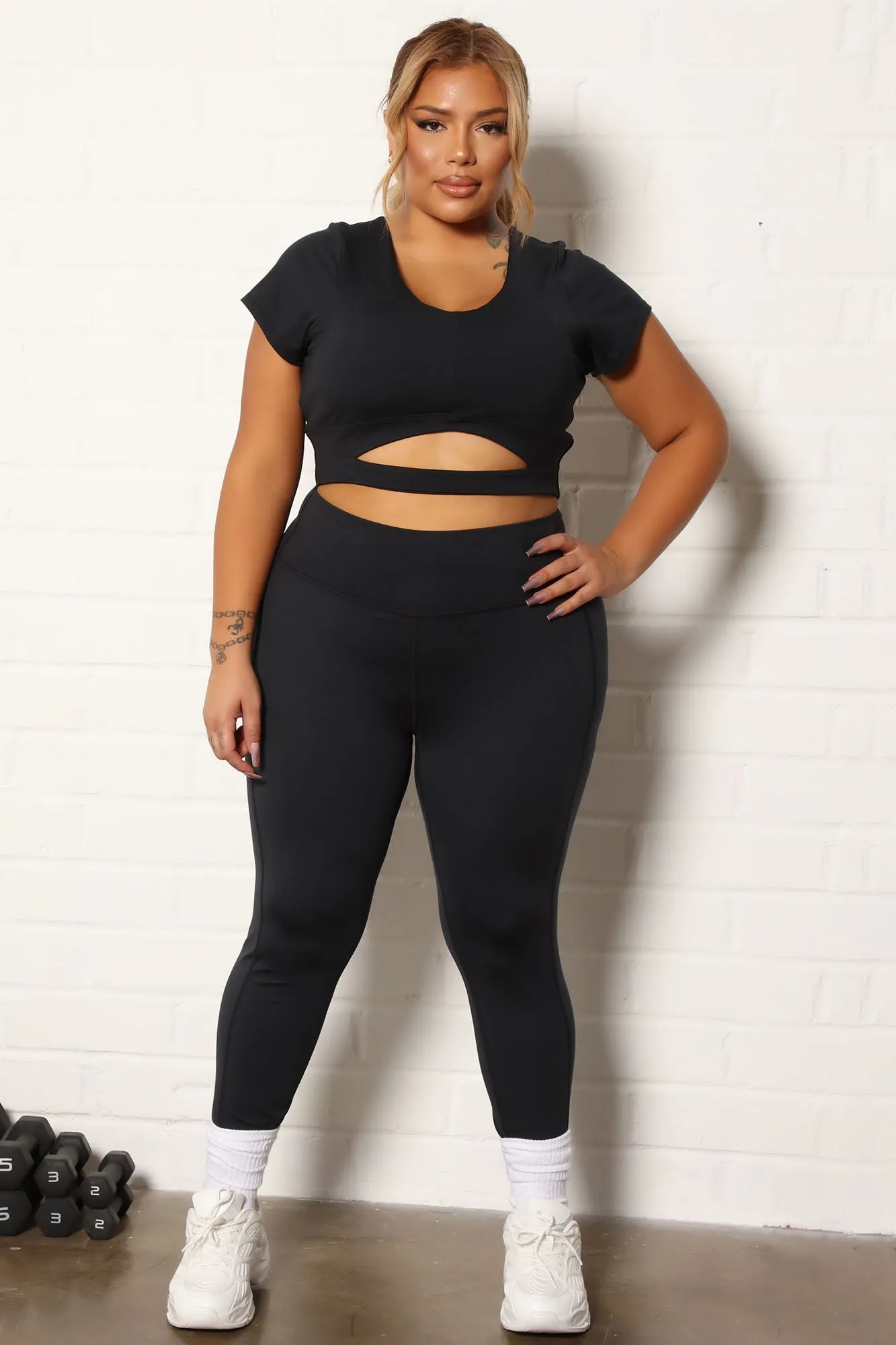 A Winner Active Compression Crop Top - Black