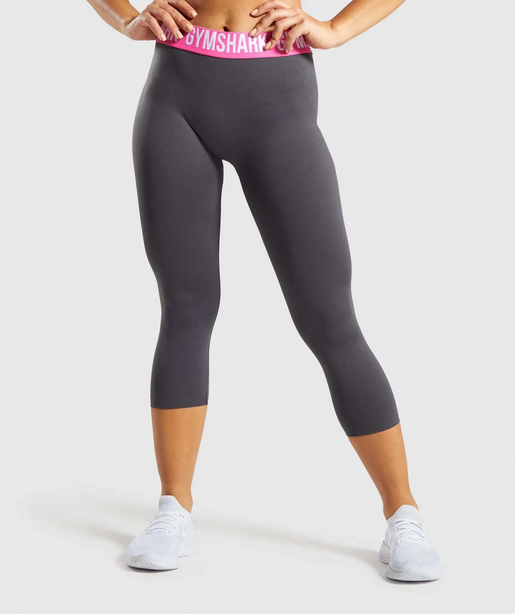 Gymshark Fit Cropped Leggings - Charcoal/Pink