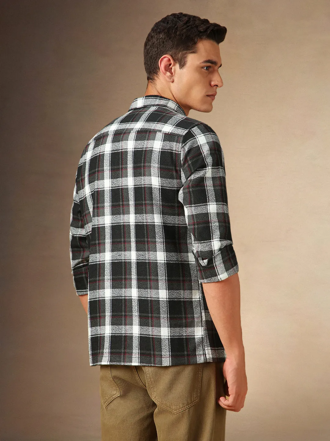 Men's Black Checks Spread Collar Full Sleeves Casual Shirt