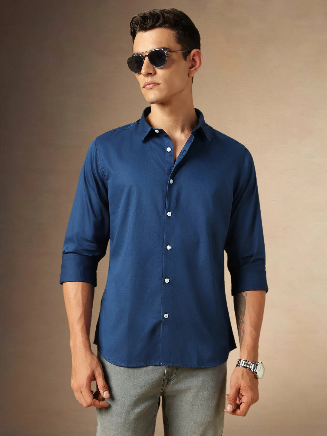 Men's Navy Solid Spread Collar Full Sleeves Casual Shirt